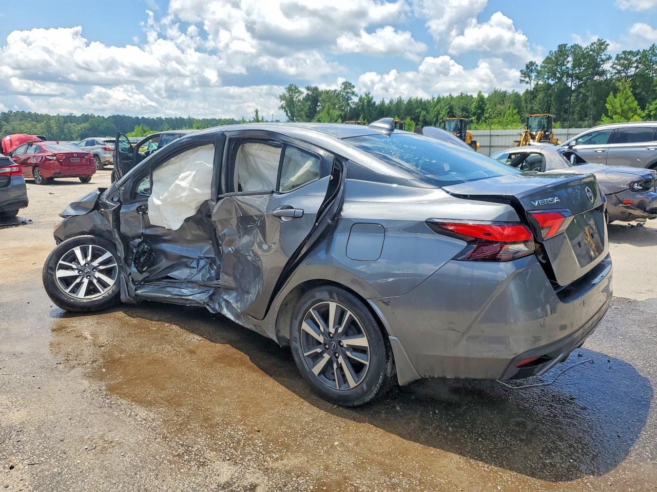 2024 Nissan Versa Sv - Фото 2