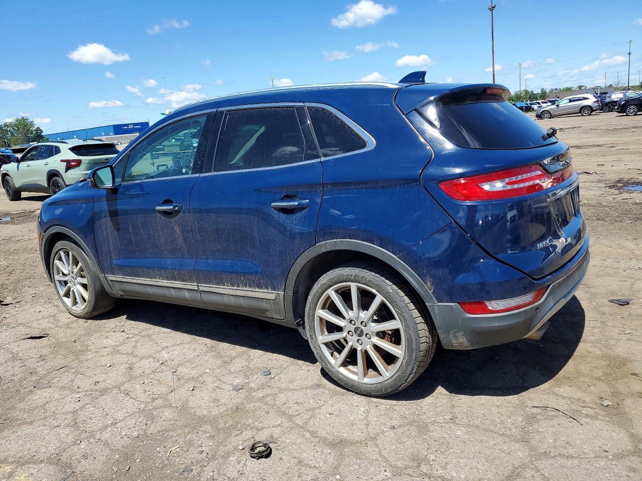 2019 Lincoln Mkc Reserve - Image 2