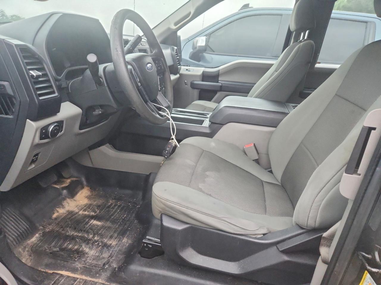 2017 Ford F150 - Фото 7