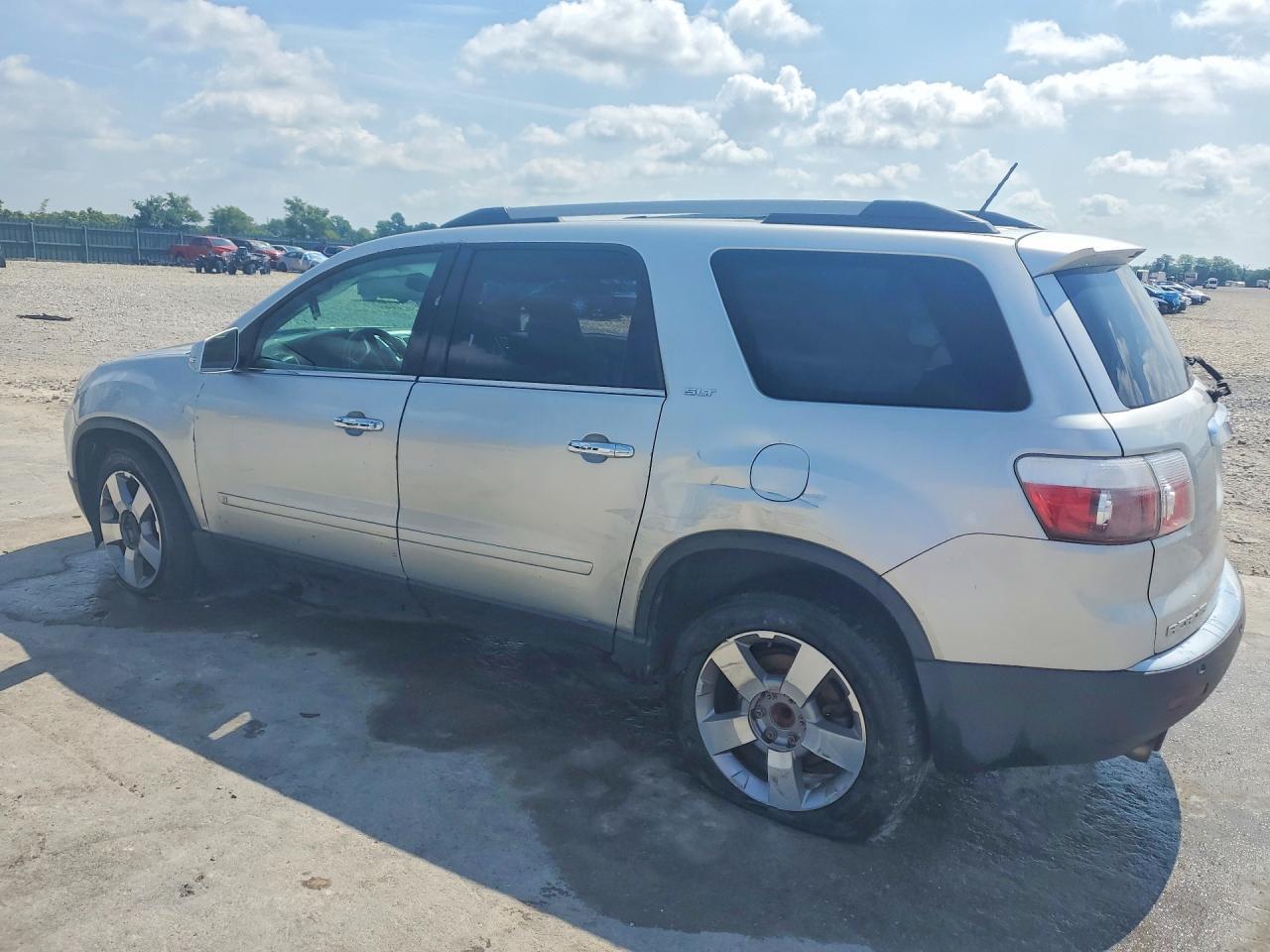 2012 GMC Acadia Slt-1 - Image 2
