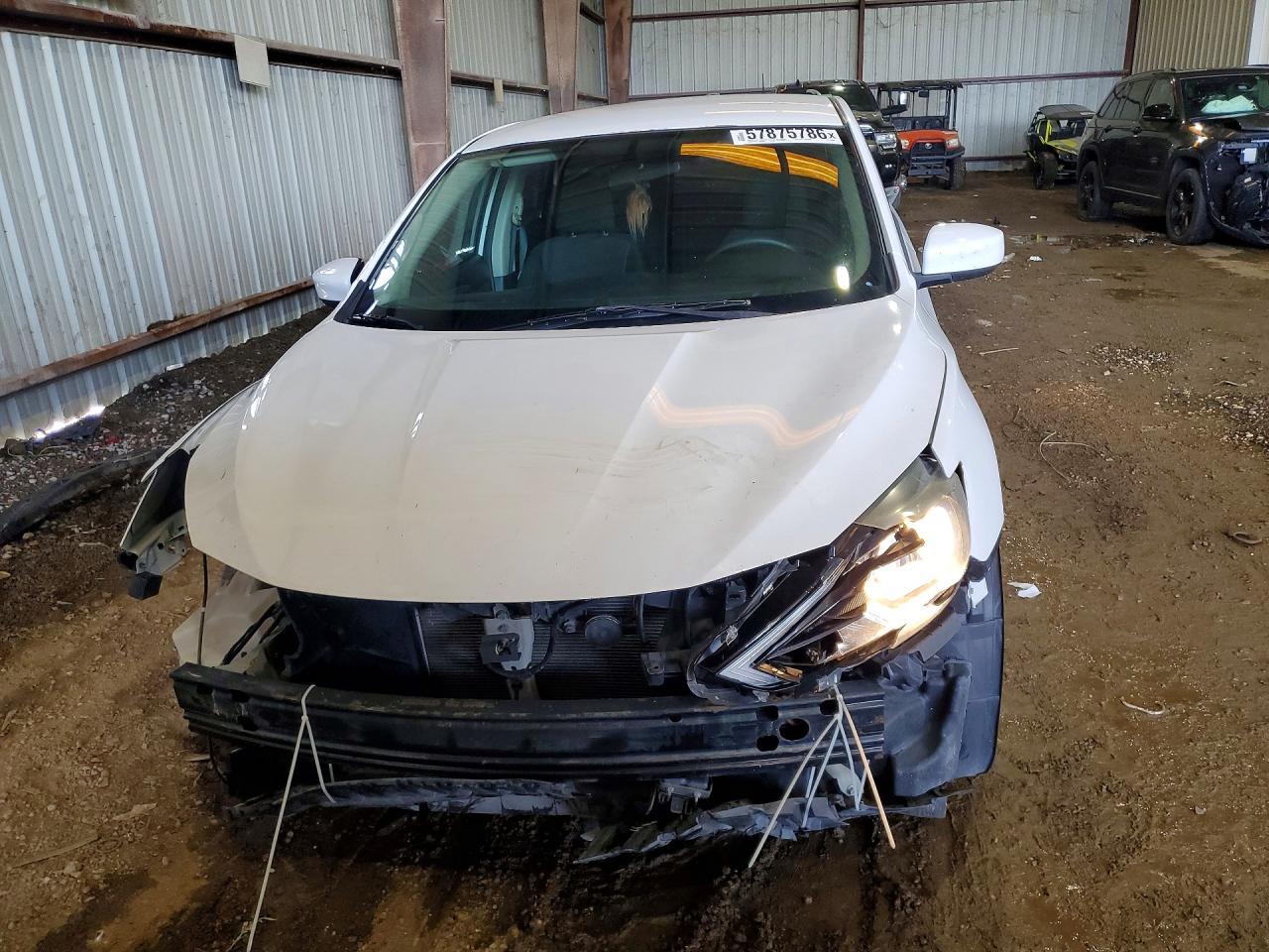 2019 Nissan Sentra S - Фото 5