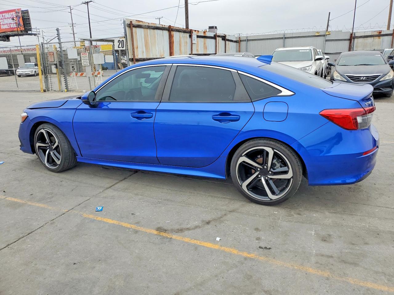2023 Honda Civic Touring - Image 2