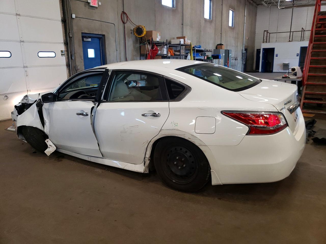 2015 Nissan Altima 2.5 S - Image 2