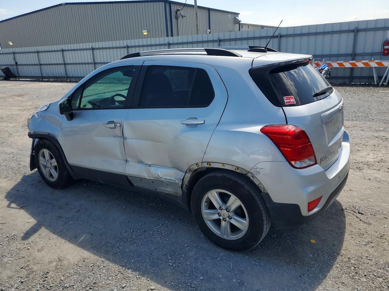 2021 Chevrolet Trax 1Lt - Фото 2