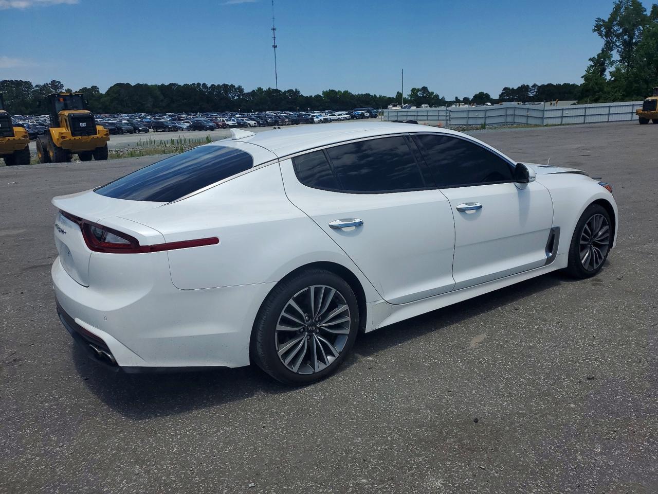 2019 Kia Stinger Base - Фото 3
