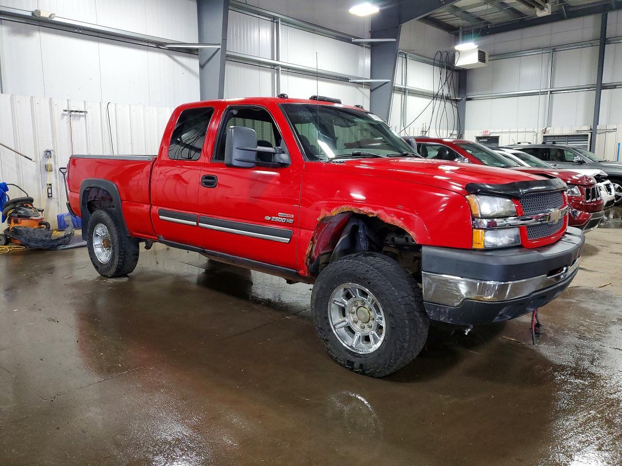 2004 Chevrolet Silverado K2500 Heavy Duty - Image 4