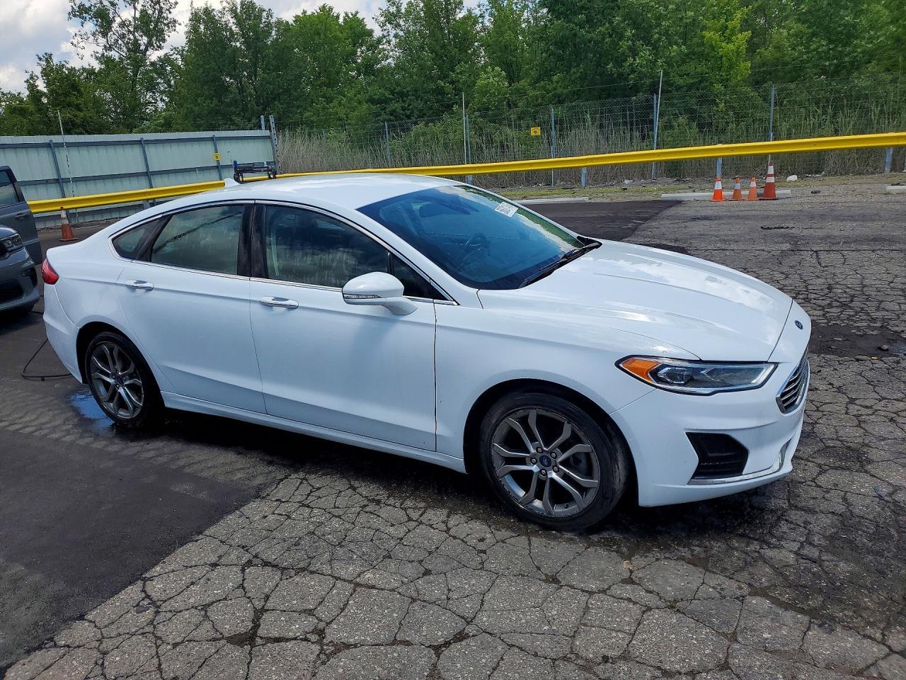 2019 Ford Fusion Sel - Фото 4