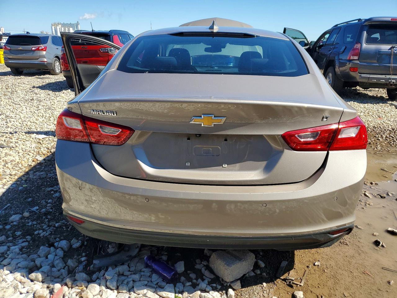 2023 Chevrolet Malibu Lt - Фото 6