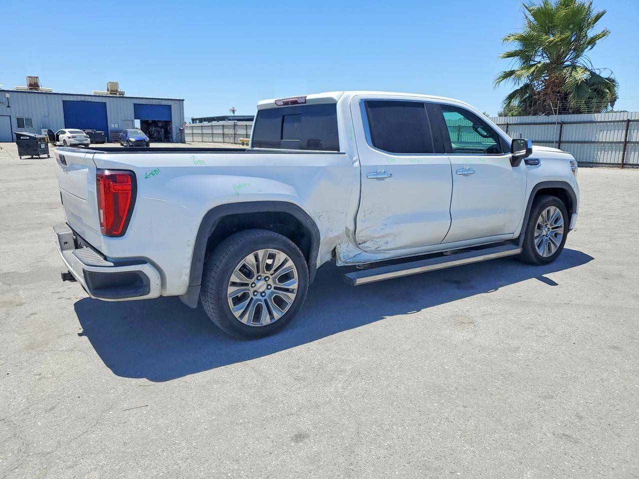 2019 GMC Sierra K1500 Denali - Image 3