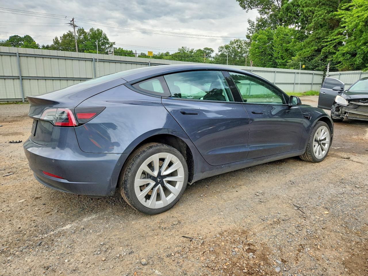 2022 Tesla Model 3 - Фото 3