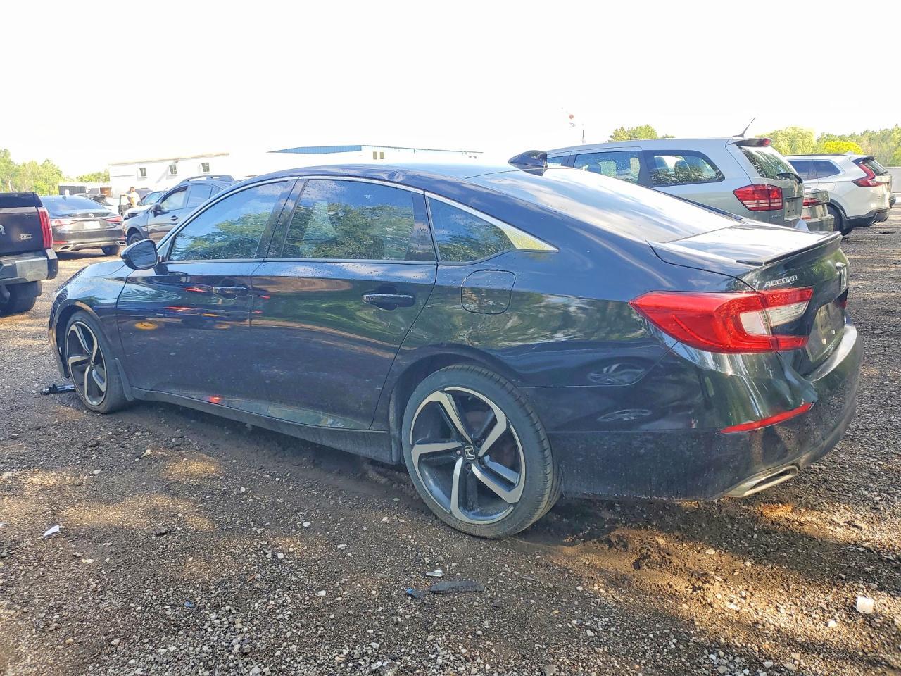 2018 Honda Accord Sport - Фото 2