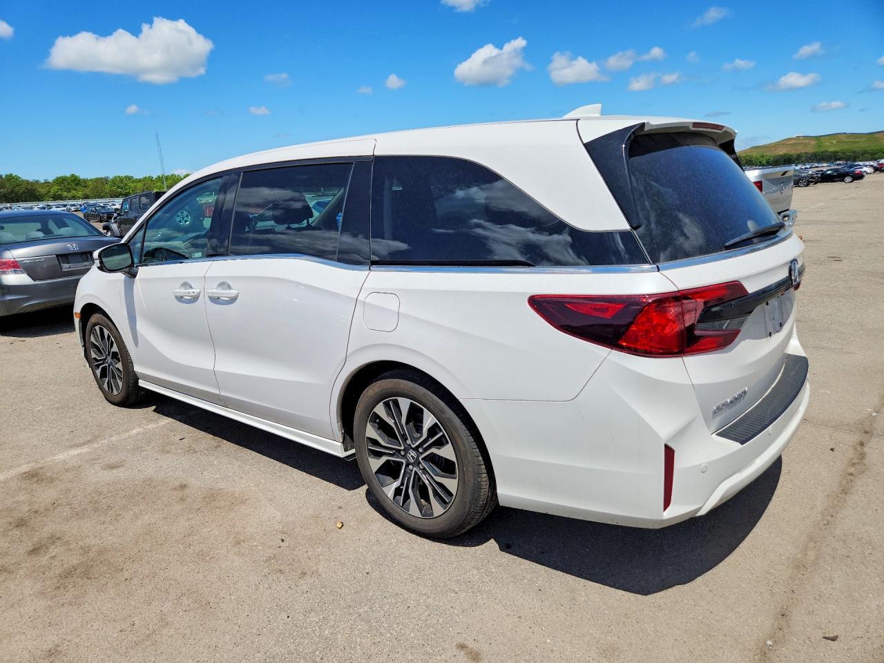 2026 Honda Odyssey Elite - Фото 2