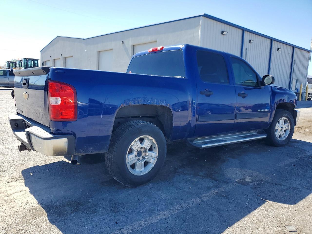 2013 Chevrolet Silverado K1500 Lt - Image 3