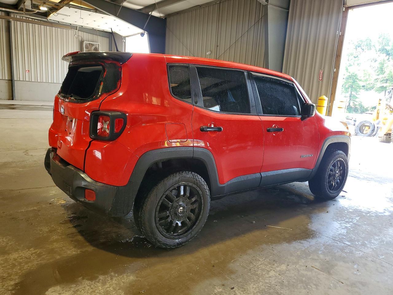 2018 Jeep Renegade Sport - Image 3