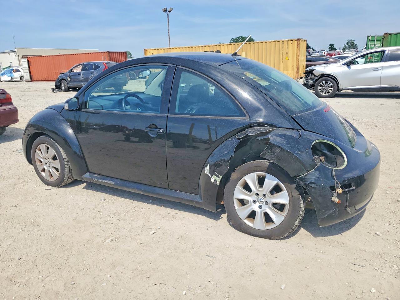 2008 Volkswagen Beetle - Фото 2
