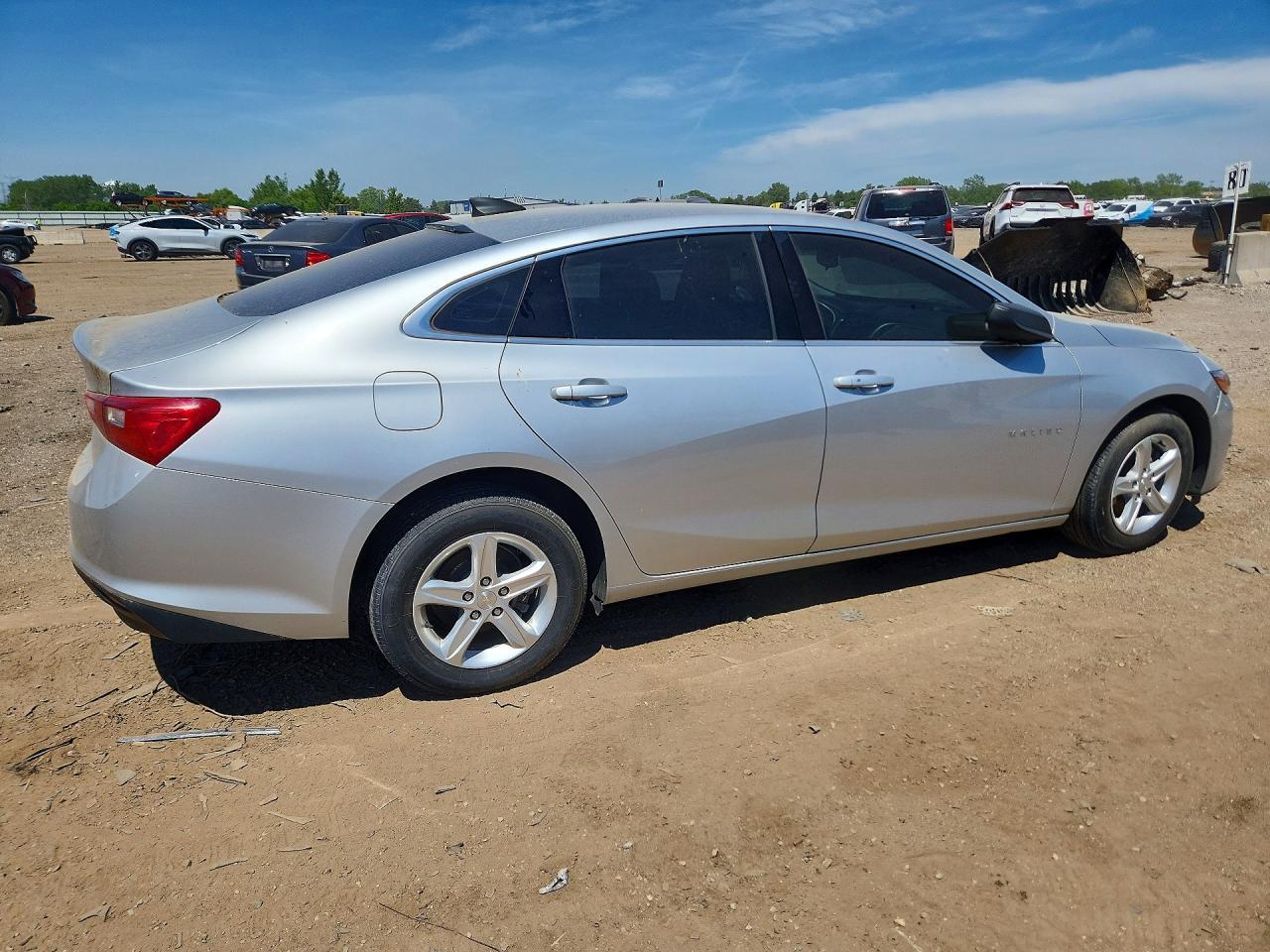 2020 Chevrolet Malibu Ls - Image 3