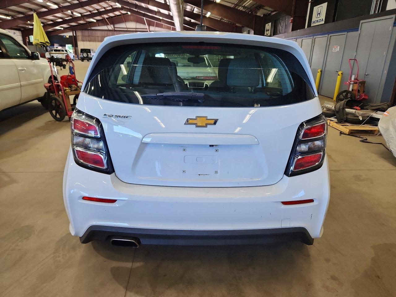 2018 Chevrolet Sonic - Image 6