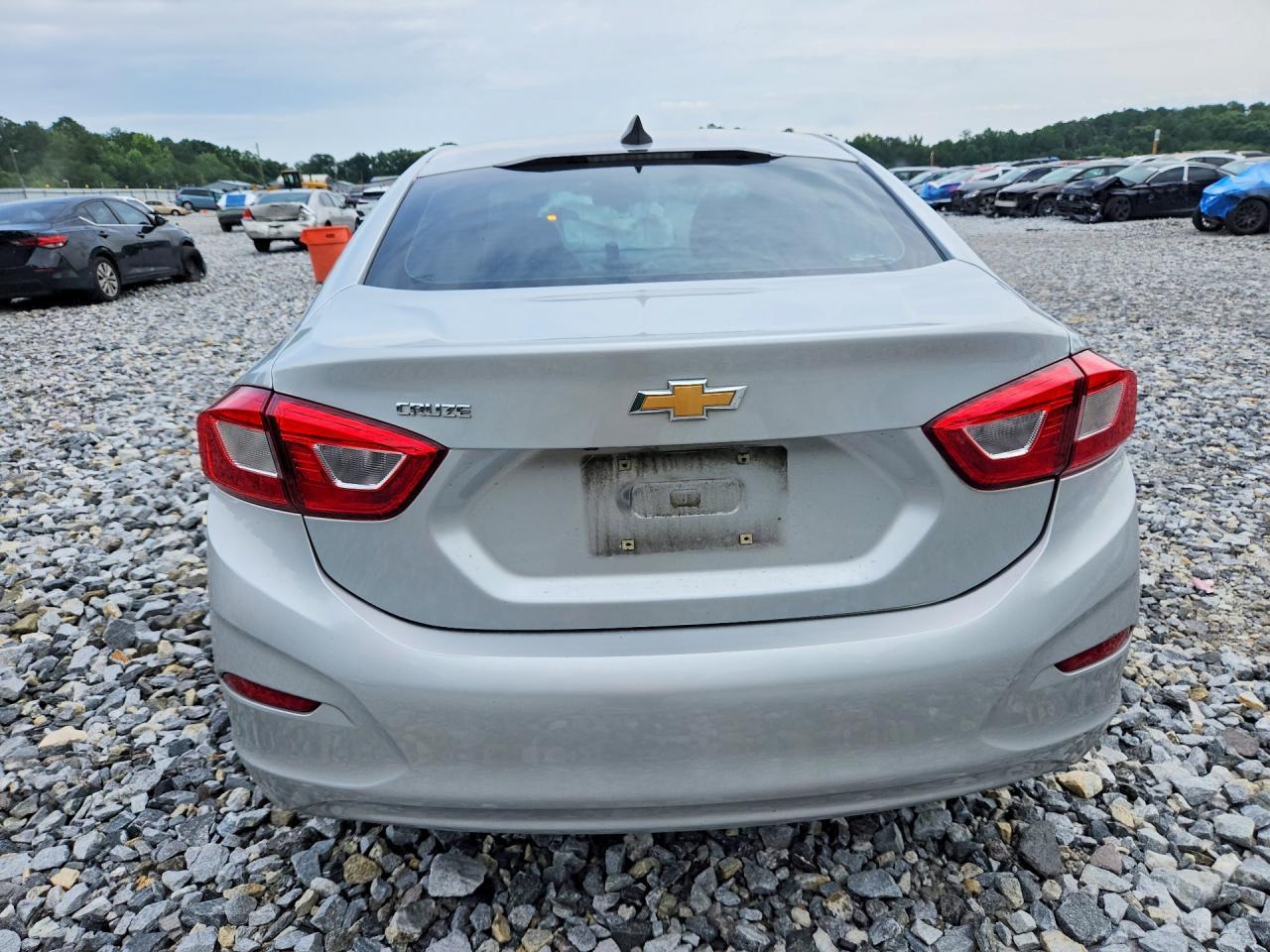 2018 Chevrolet Cruze Ls - Фото 6
