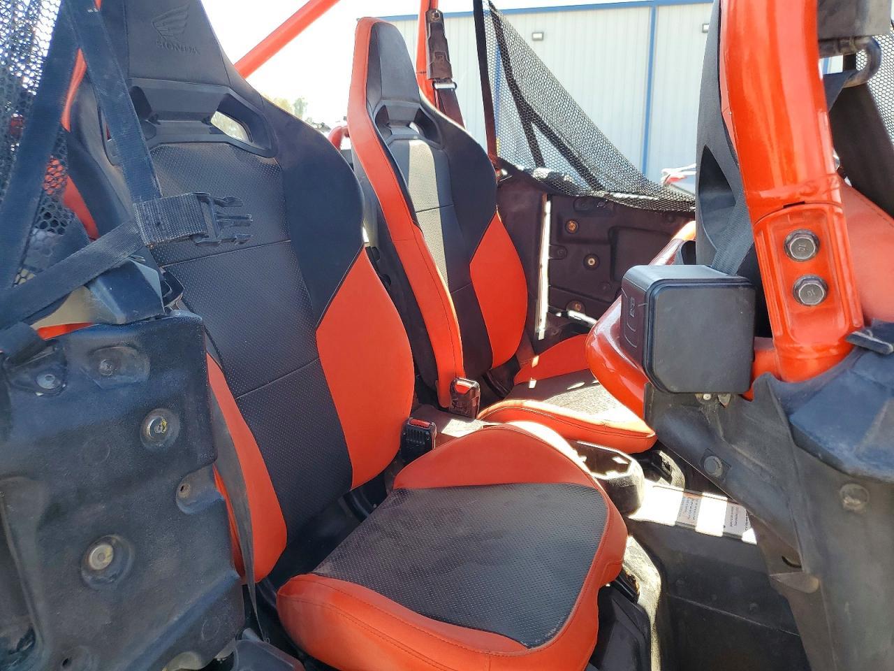 2020 Honda Talon Utility Vehicle - Image 6