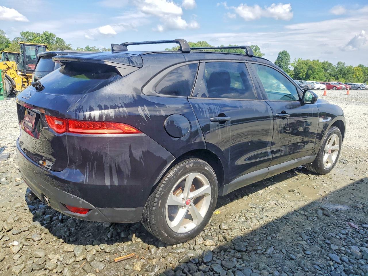 2017 Jaguar F-Pace Premium - Фото 3