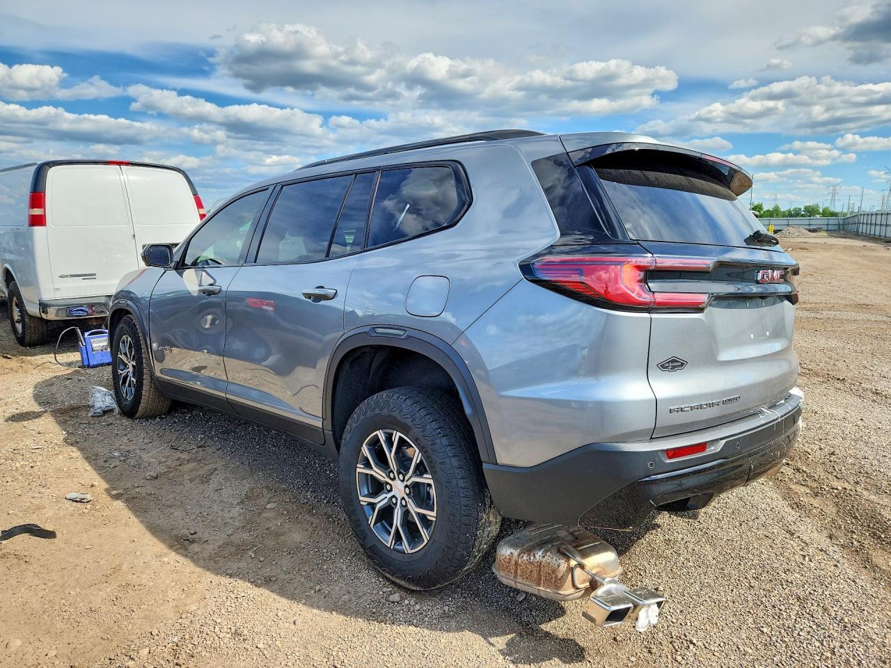 2025 GMC Acadia At4 - Image 2