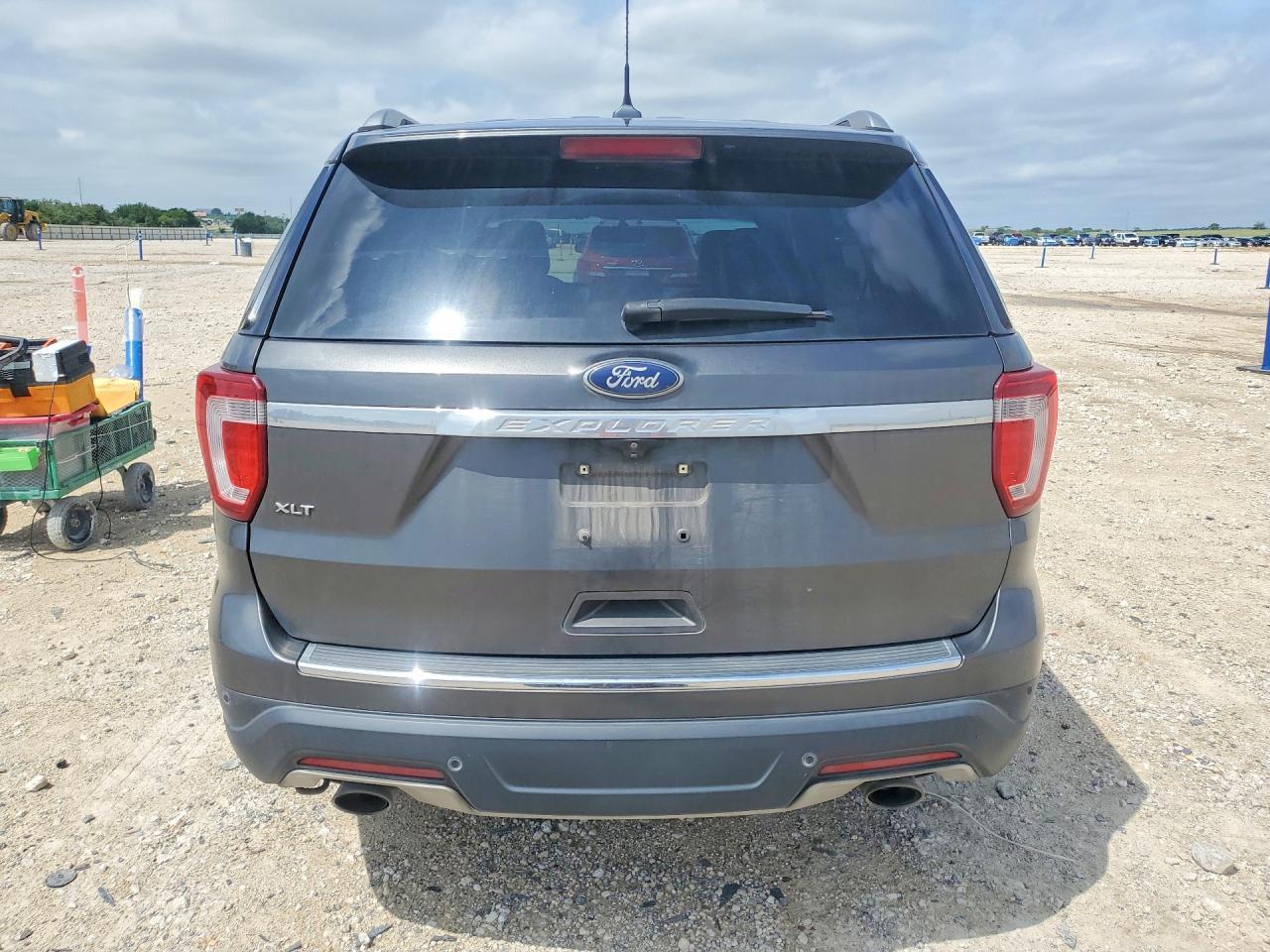 2018 Ford Explorer Xlt - Image 6