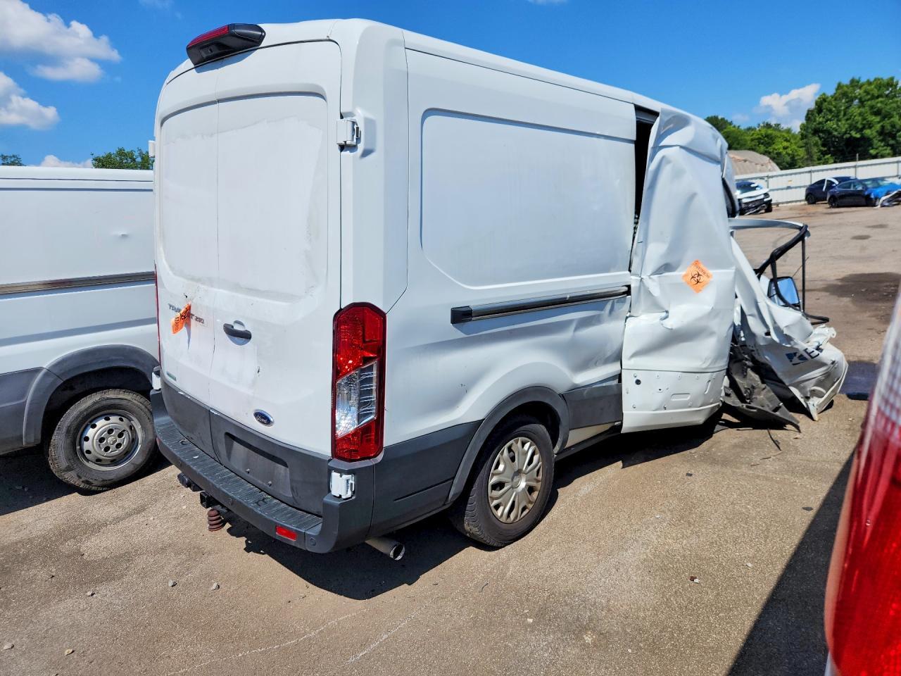 2023 Ford Transit T-250 - Image 3