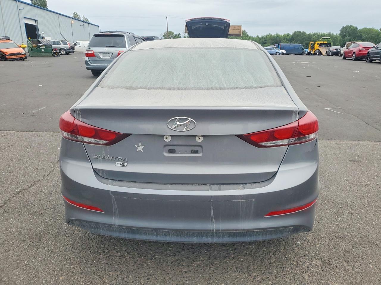 2018 Hyundai Elantra Se - Фото 6