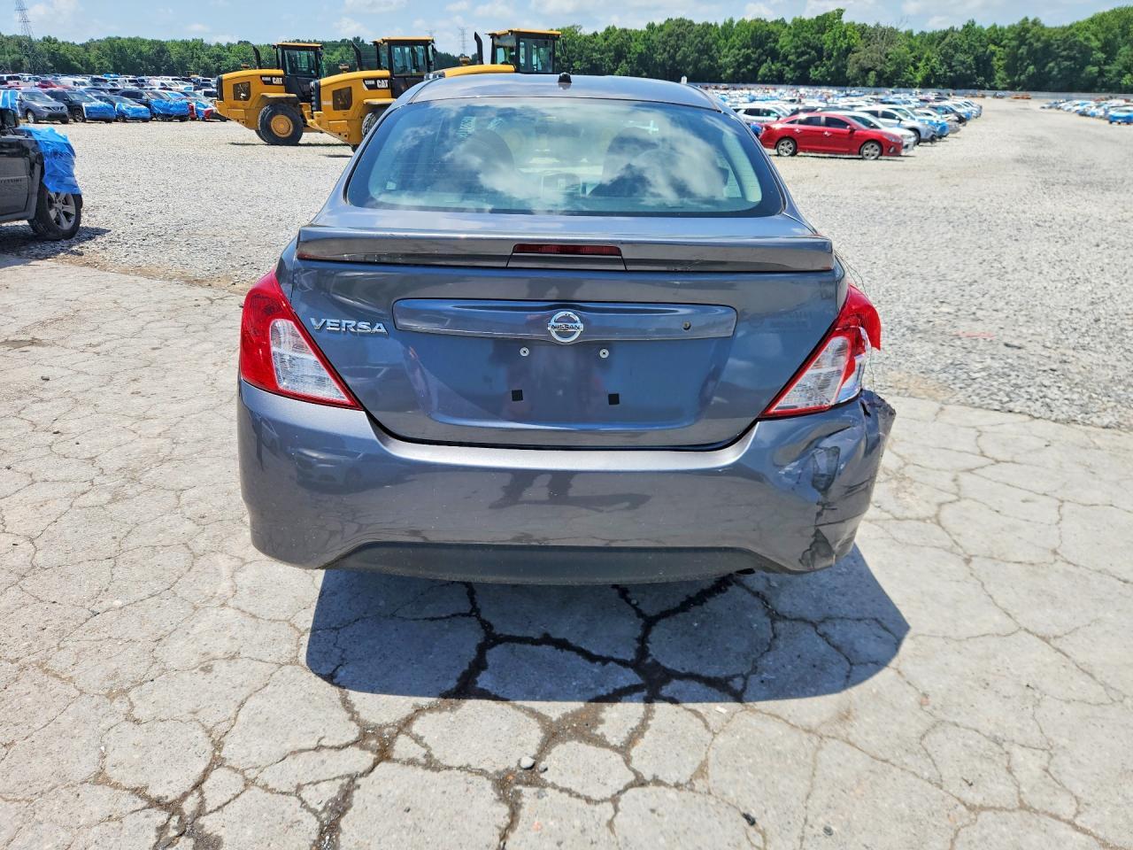 2017 Nissan Versa 1.6 S Plus - Фото 6