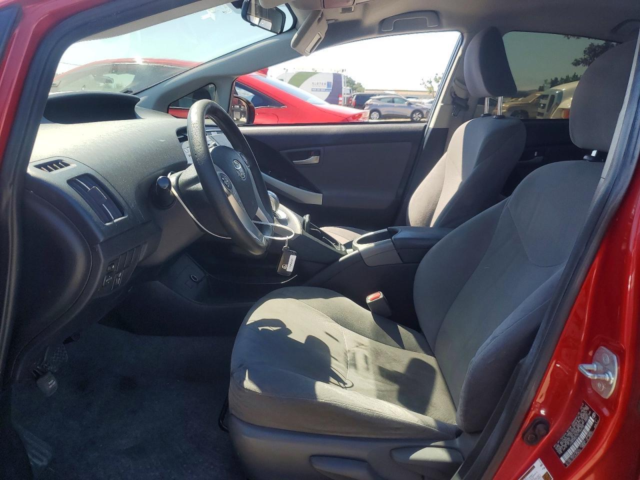 2014 Toyota Prius Two - Image 7