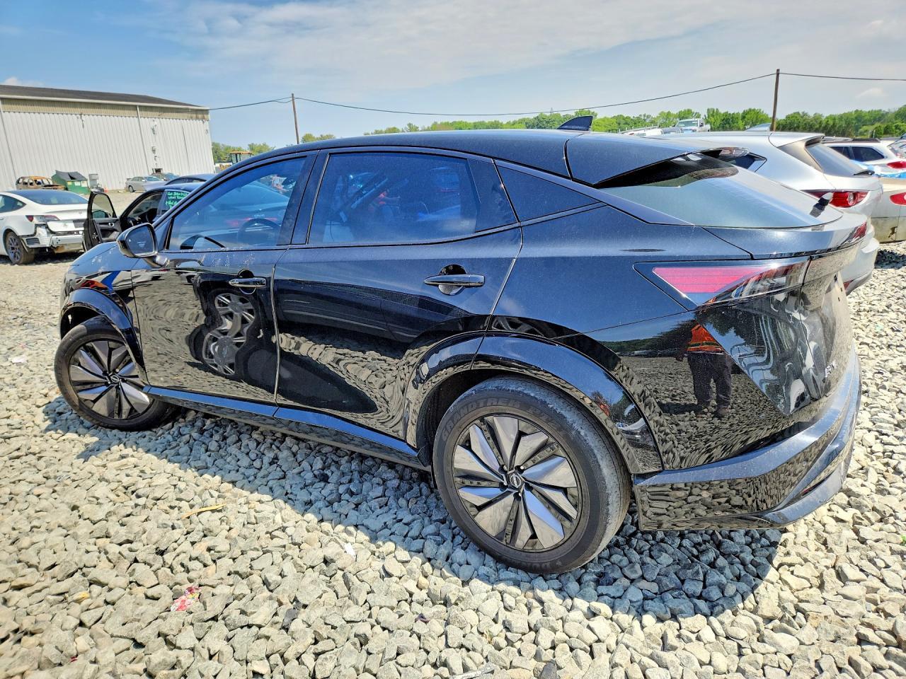 2024 Nissan Ariya Evolve+ E-4Orce - Image 2