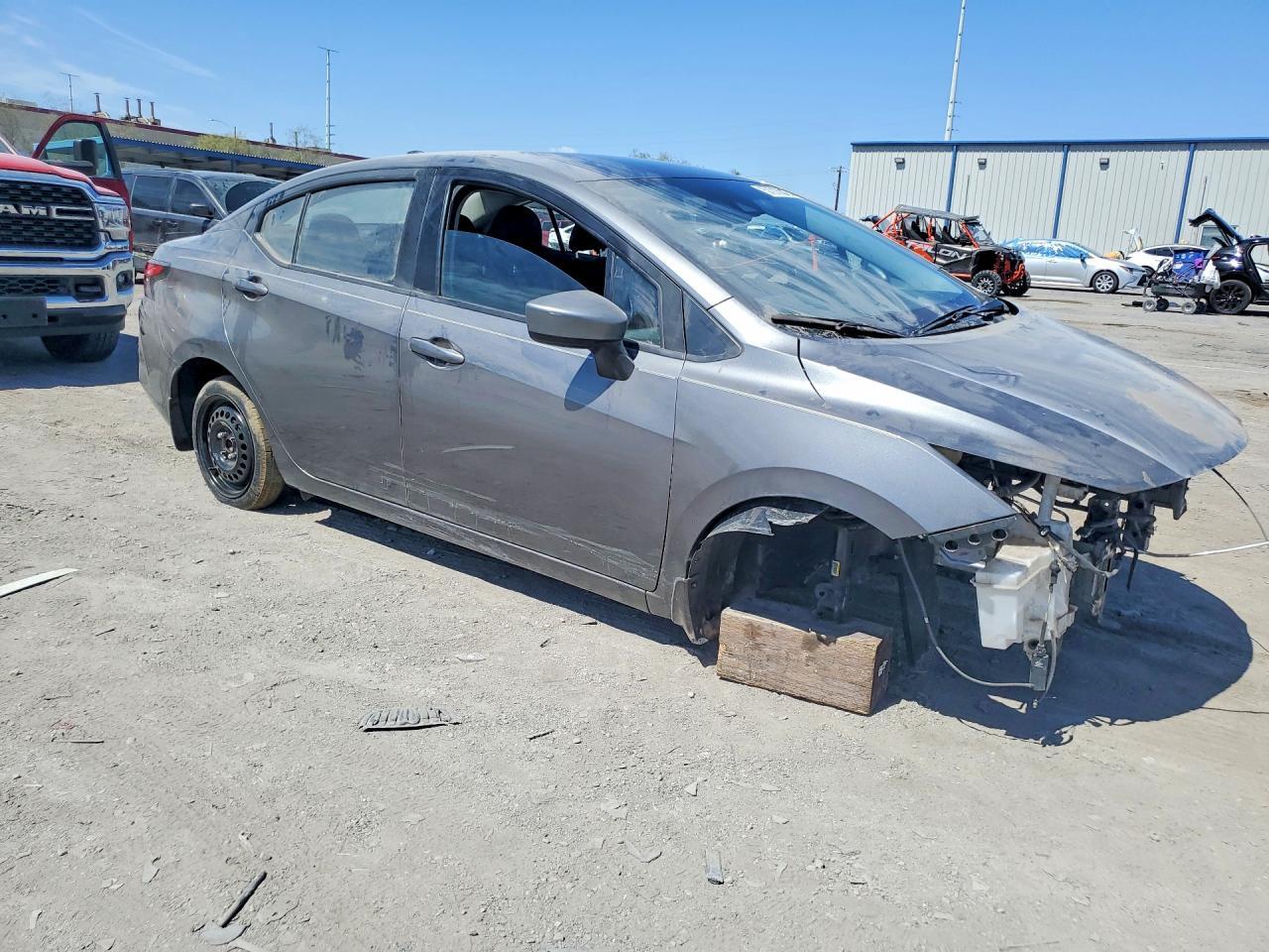 2023 Nissan Versa Sv - Image 4