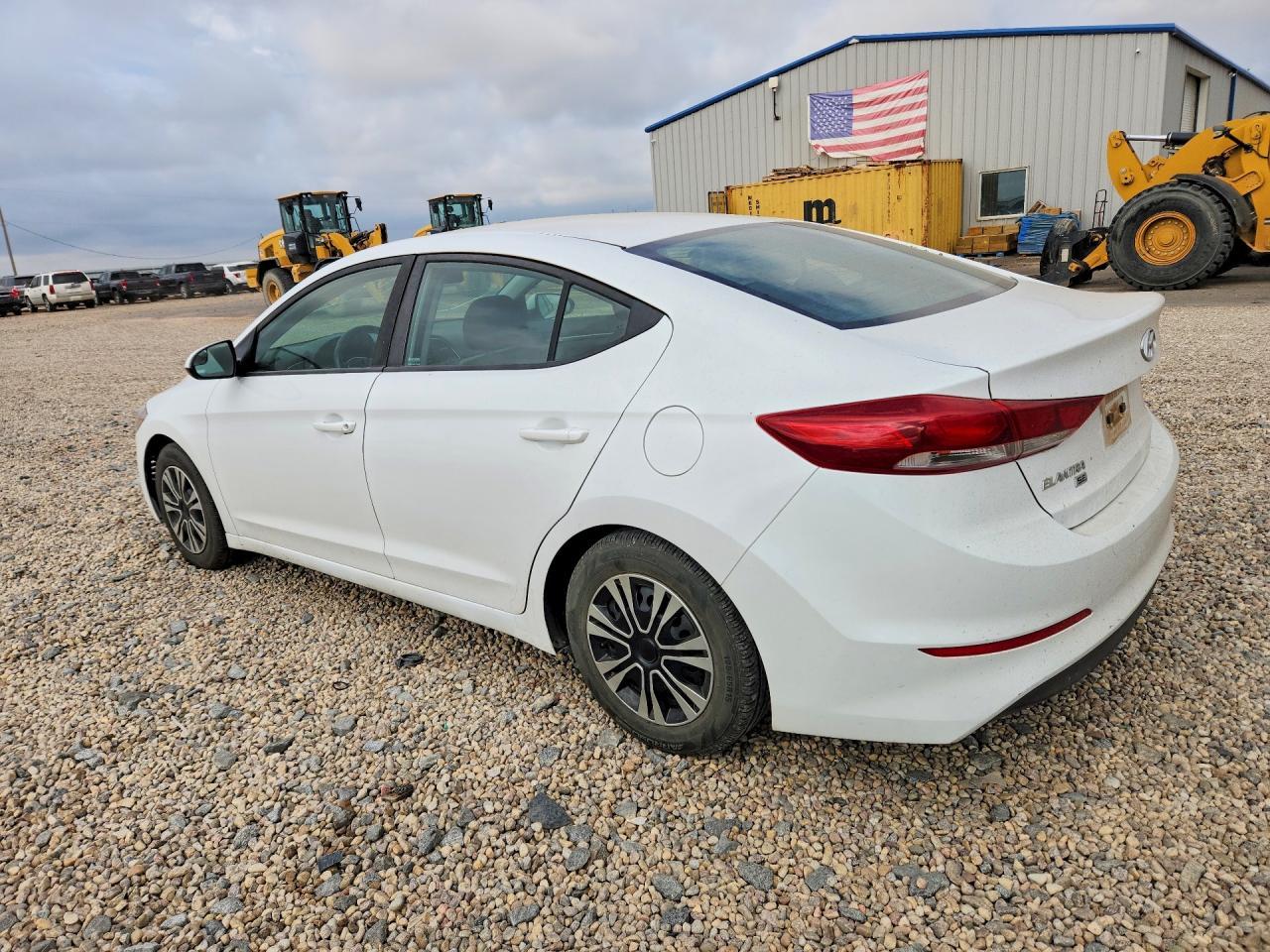 2018 Hyundai Elantra Se - Image 2