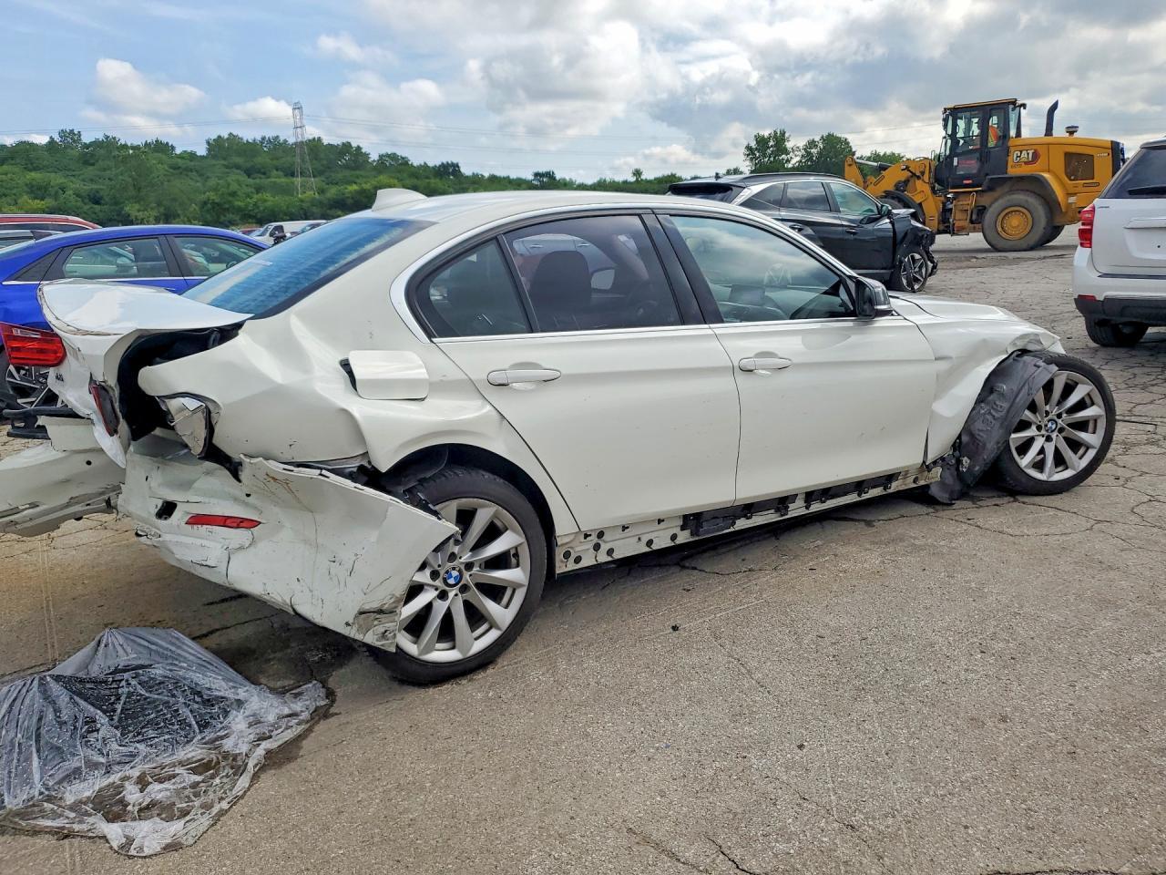2014 BMW 328 Xi - Фото 3