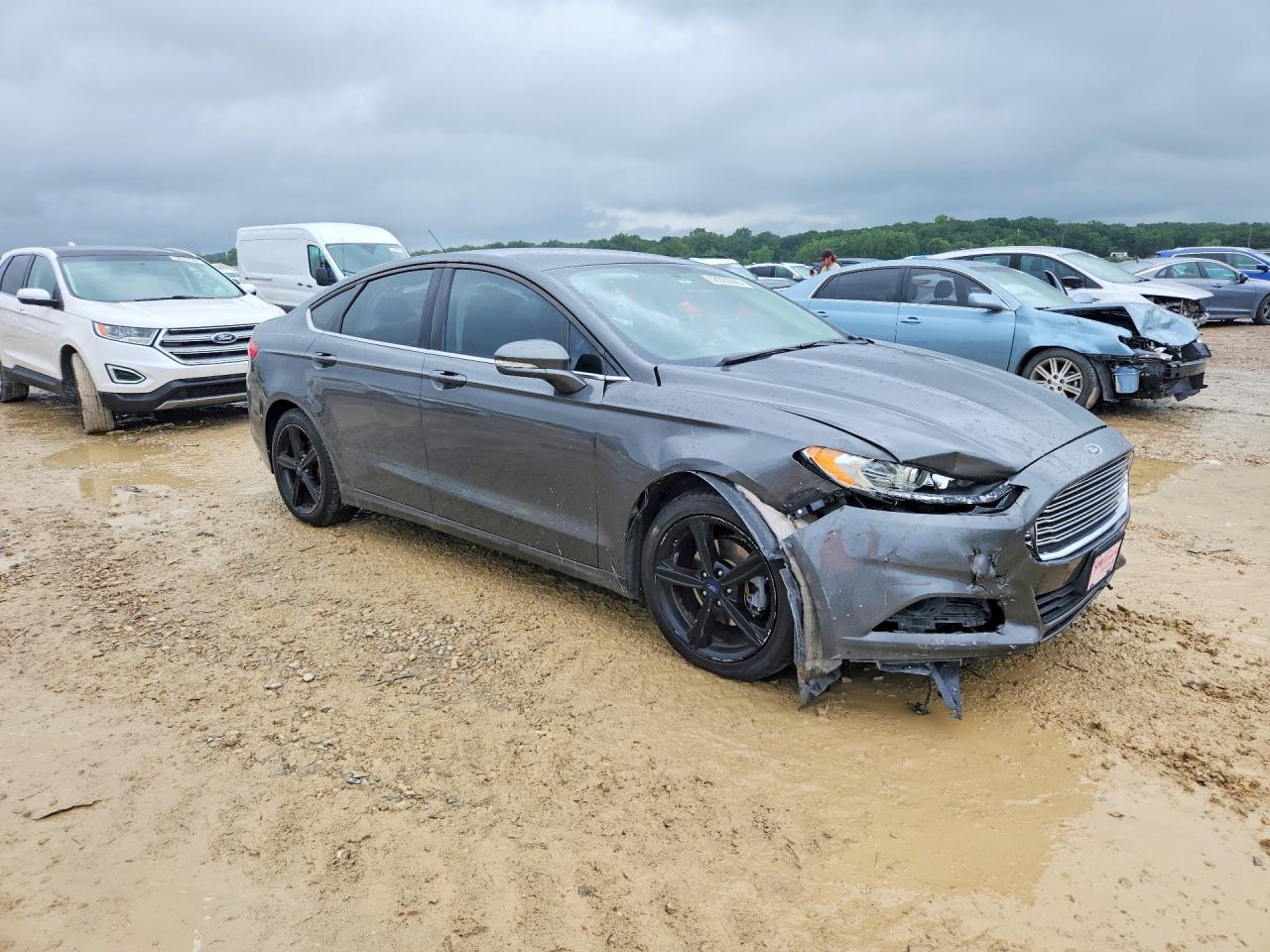 2016 Ford Fusion Se - Фото 4
