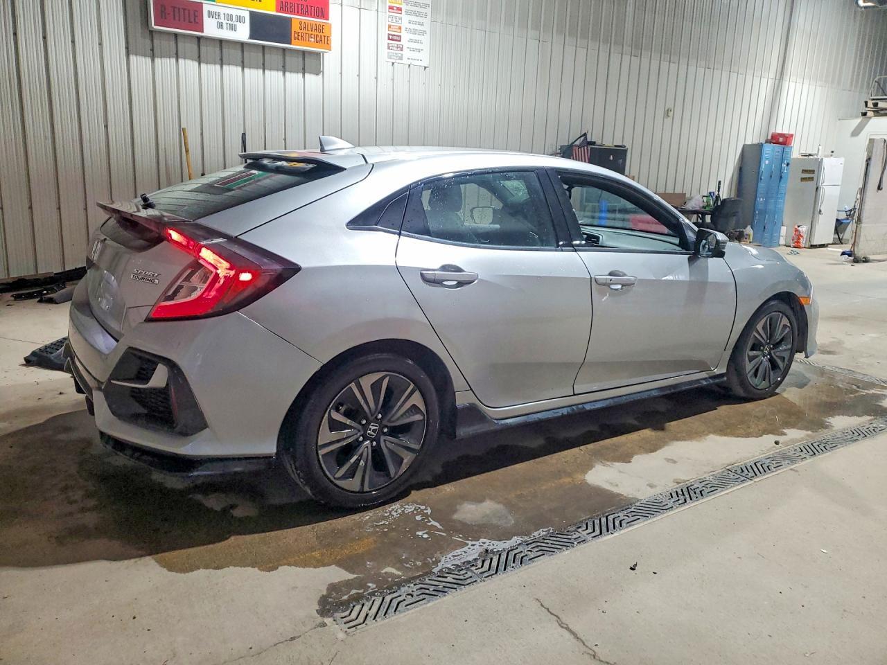 2021 Honda Civic Sport Touring - Фото 3