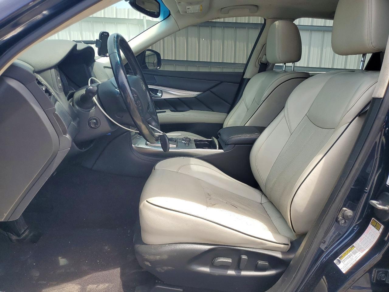 2016 Infiniti Q70 3.7 - Фото 7