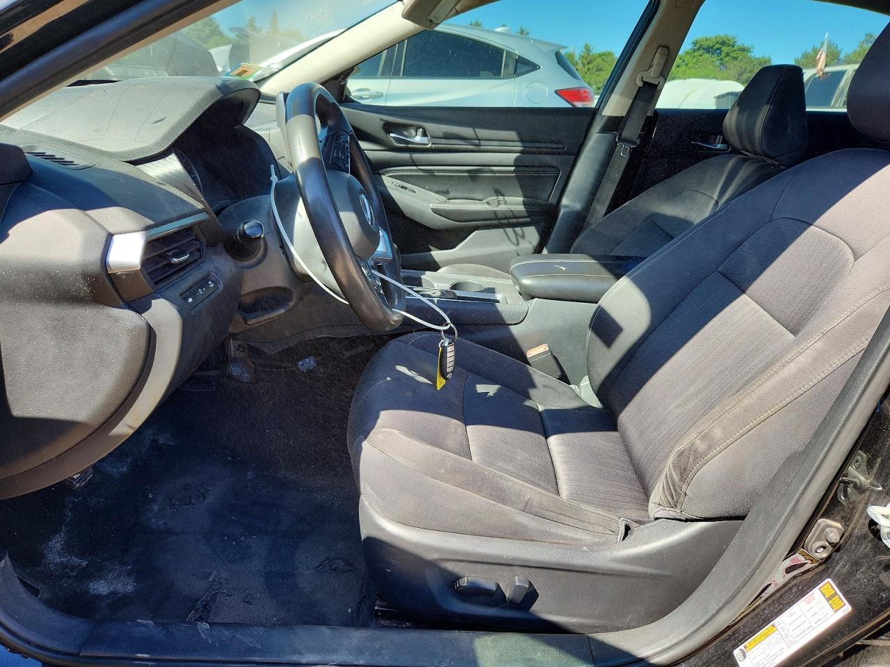 2020 Nissan Altima S - Фото 7