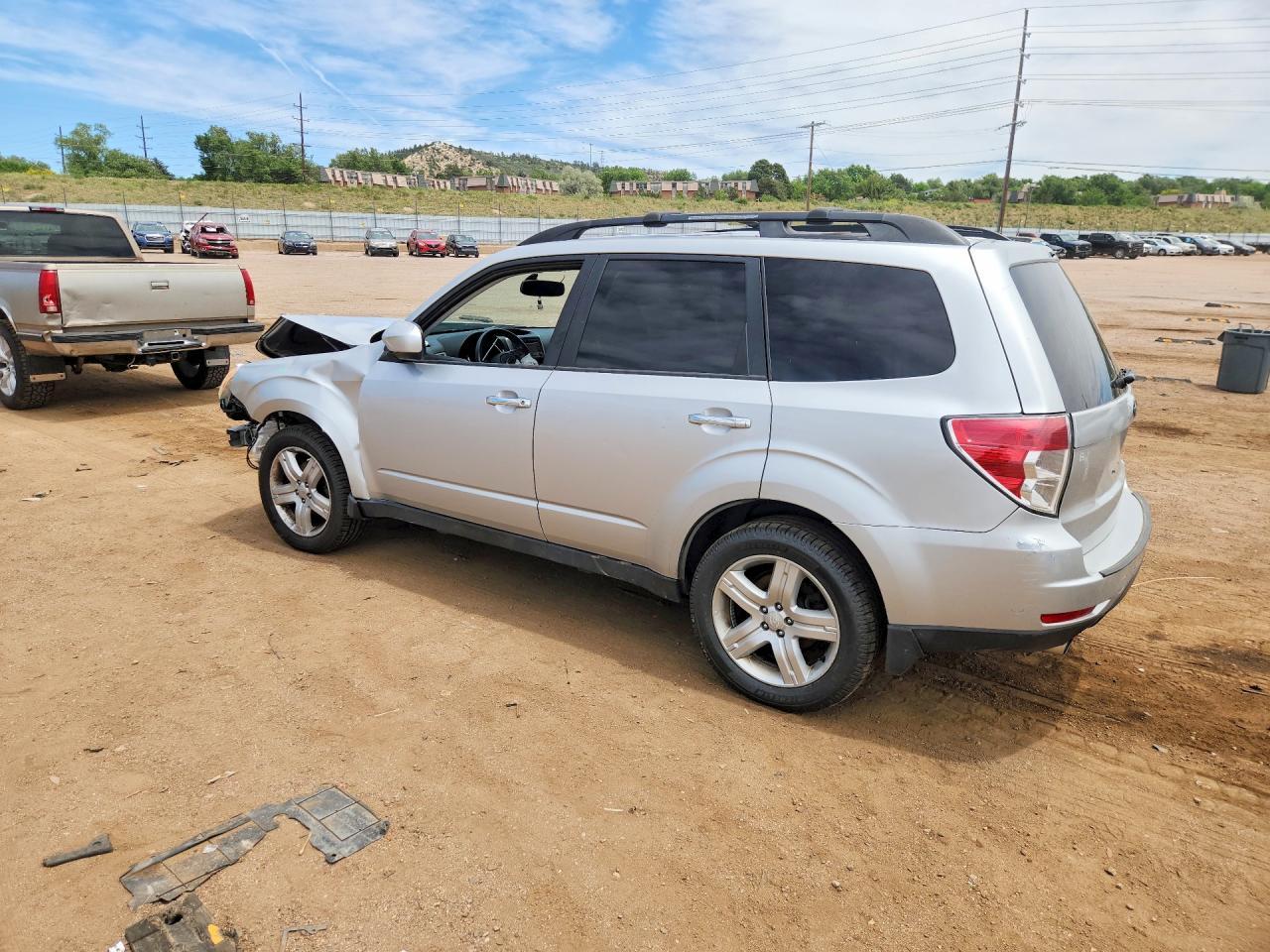 2010 Subaru Forester 2.5X Limited - Фото 2