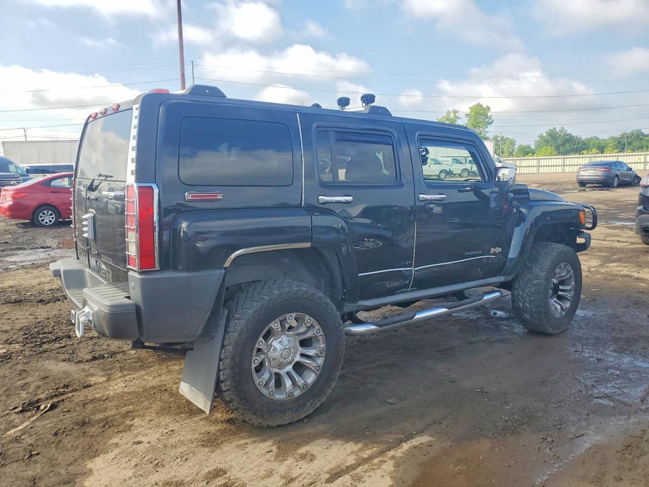 2006 Hummer H3 - Image 3