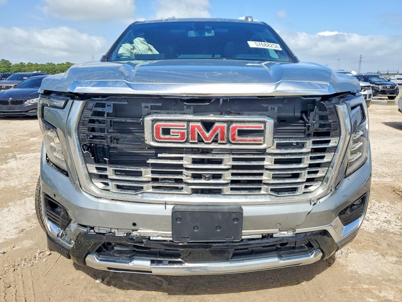 2026 GMC Yukon Denali - Фото 5
