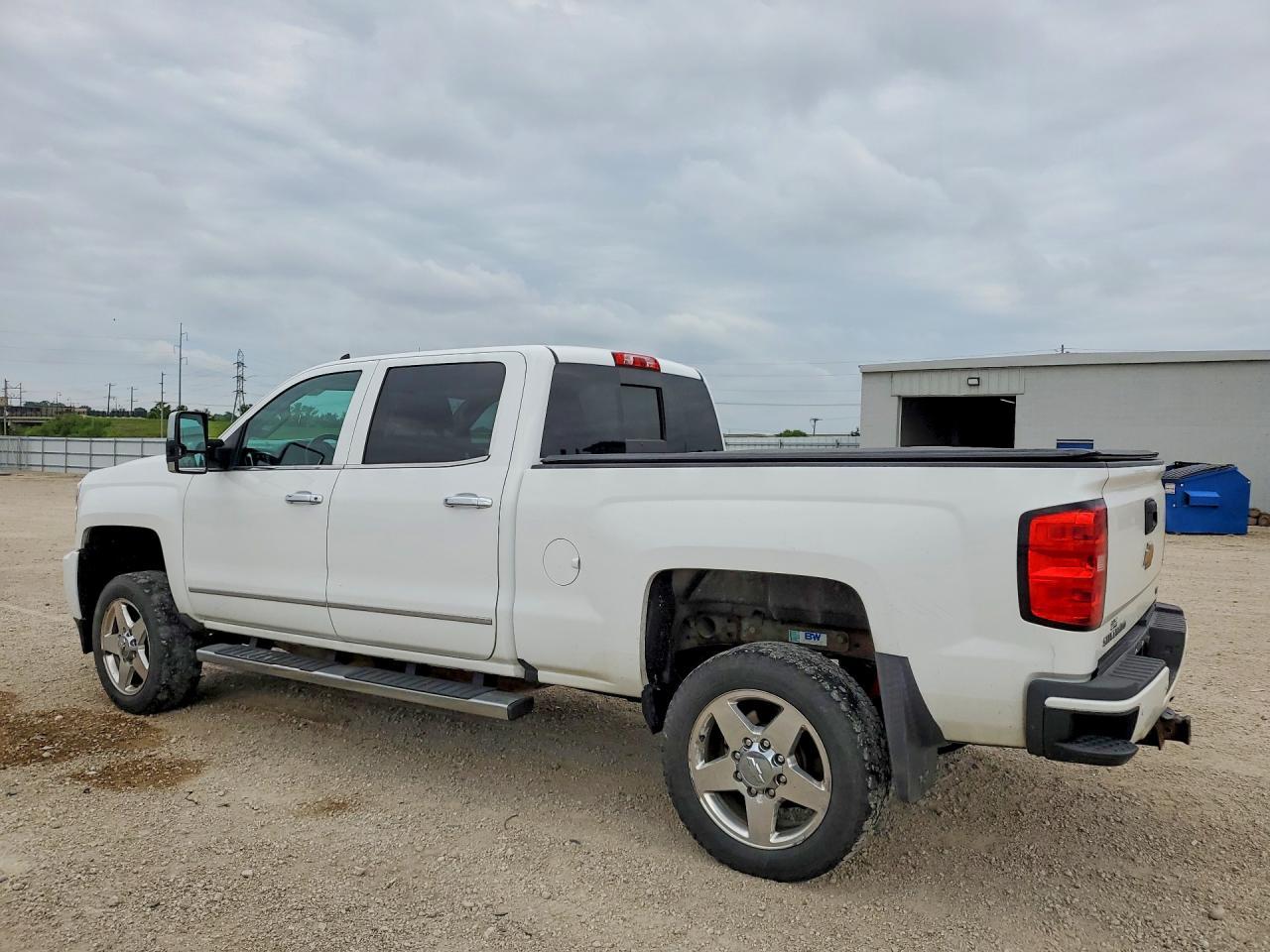 2016 Chevrolet Silverado K2500 Heavy Duty Ltz - Image 2