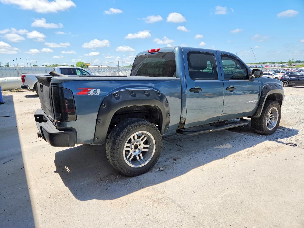 2008 GMC Sierra K1500 - Фото 3