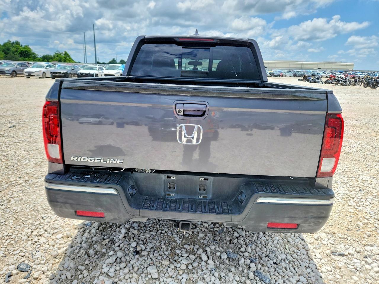 2019 Honda Ridgeline Rtl - Image 6