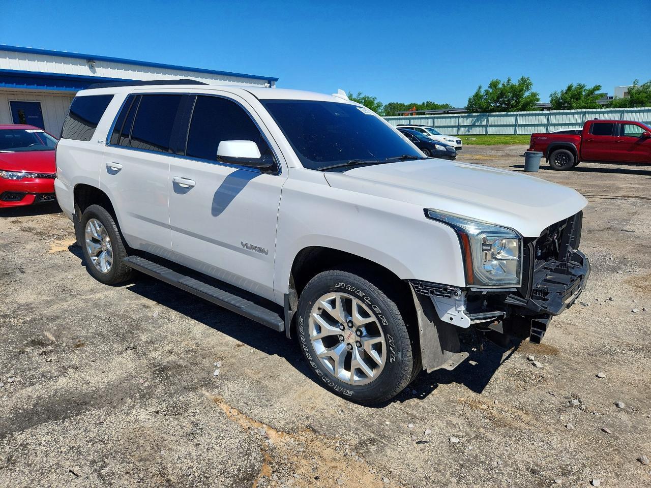 2016 GMC Yukon Slt - Фото 4