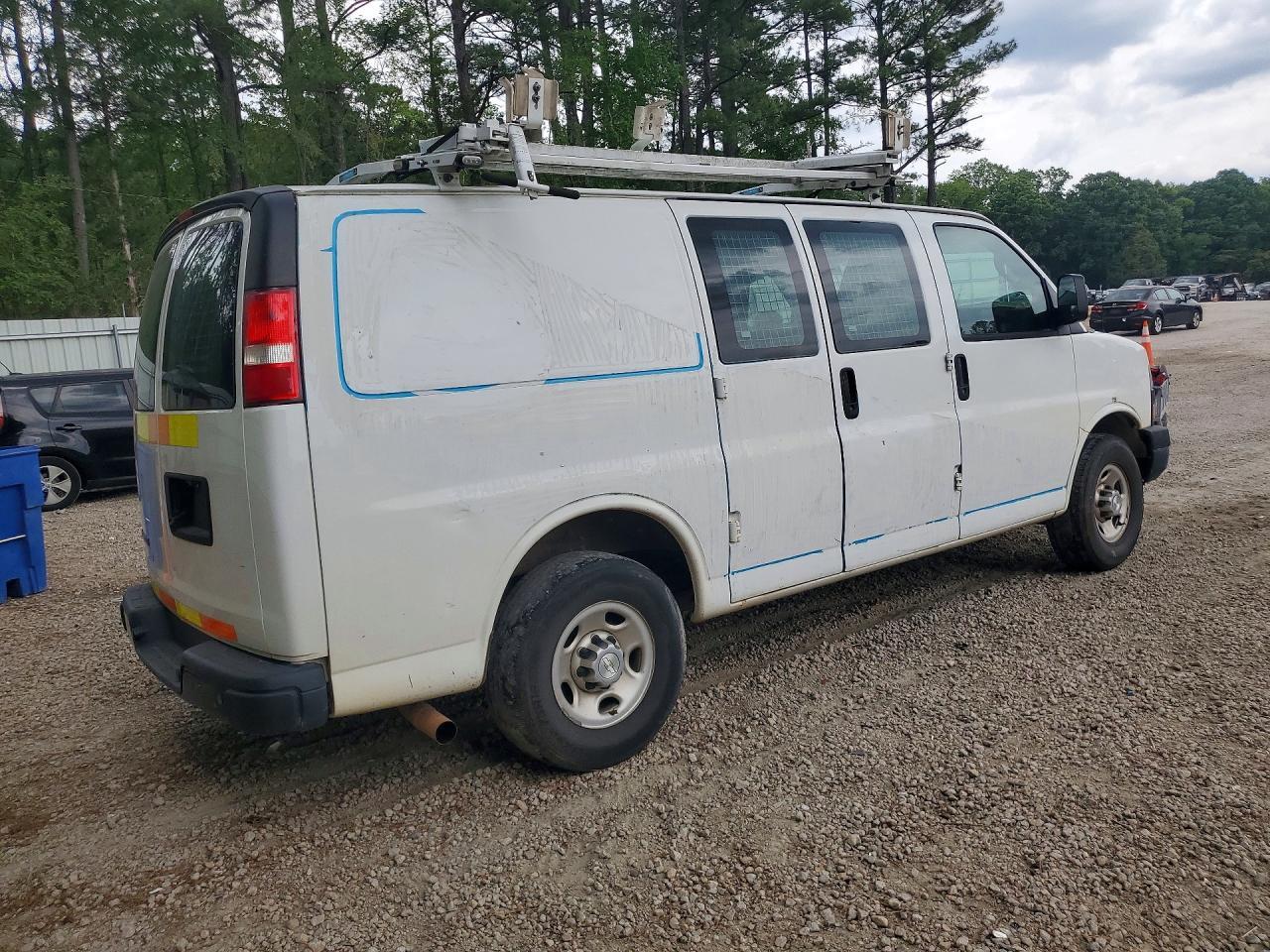 2018 Chevrolet Express G2500 - Фото 3