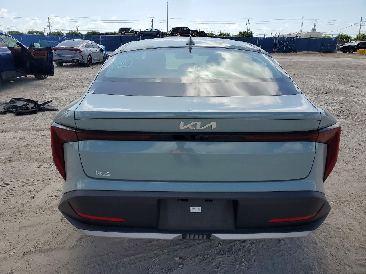 2025 Kia K4 Ex - Image 6