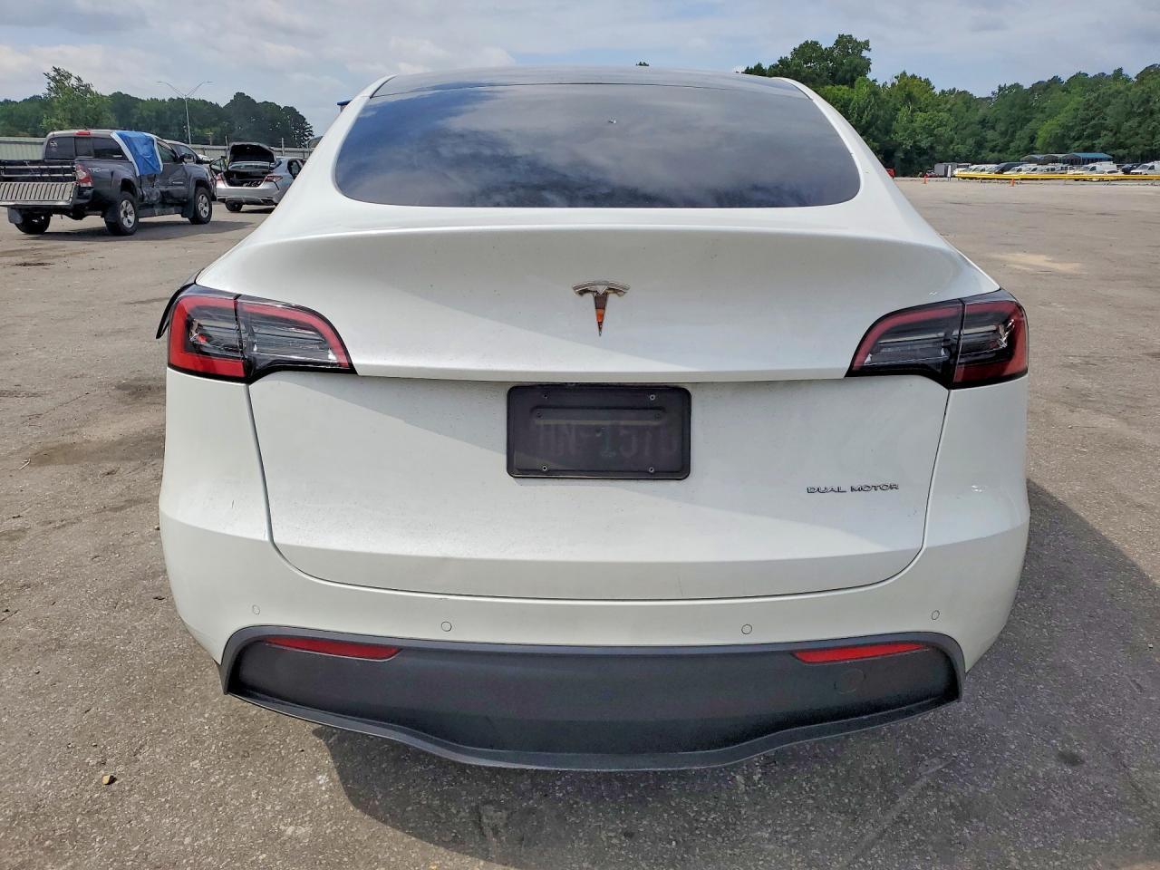 2022 Tesla Model Y - Image 6