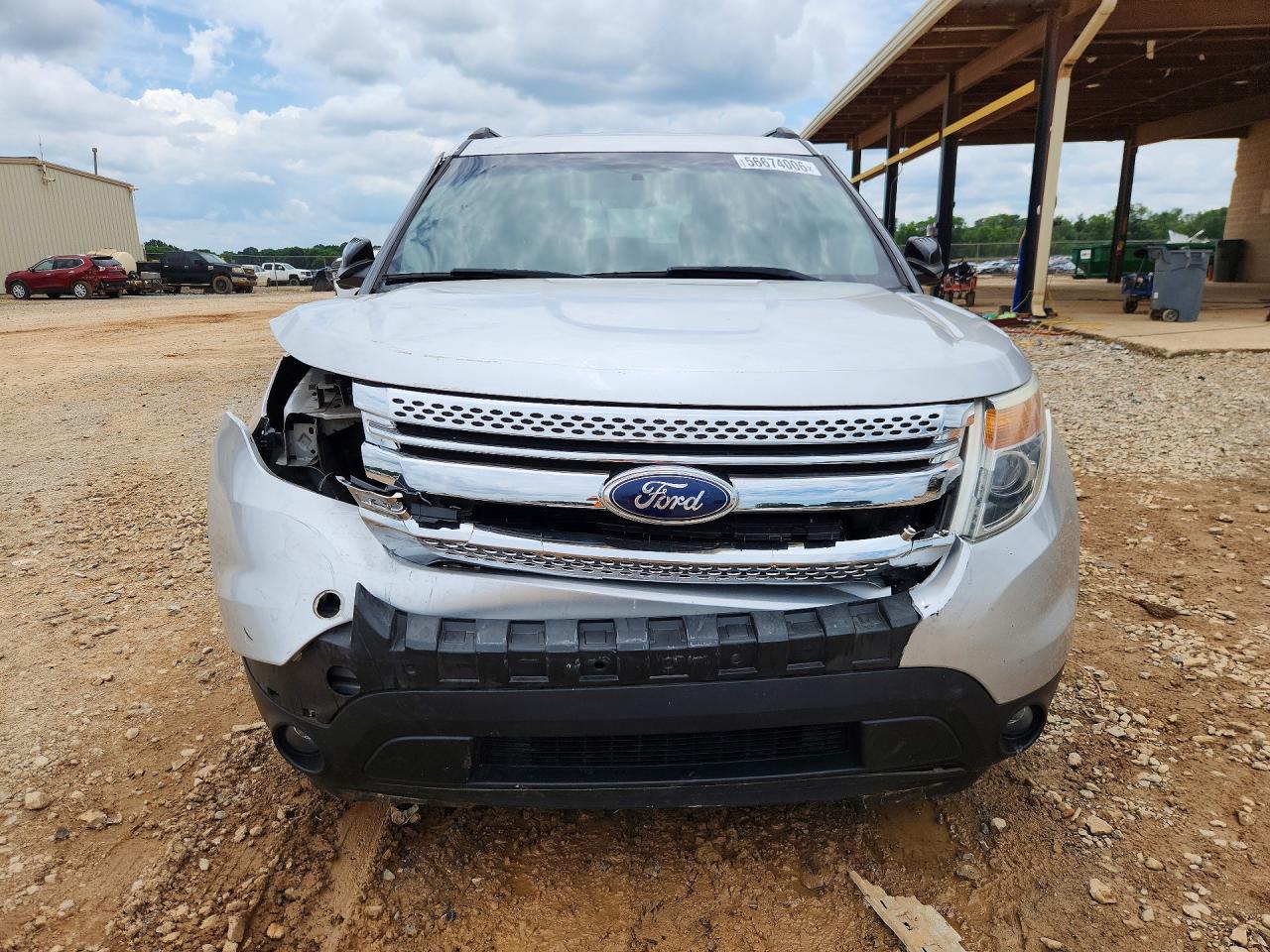 2014 Ford Explorer Xlt - Image 5