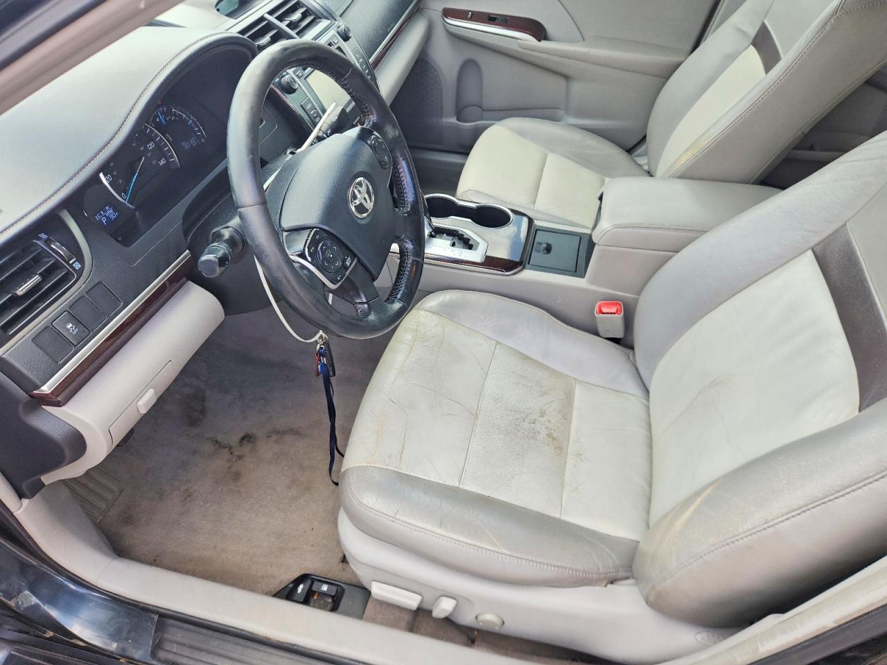 2012 Toyota Camry Xle V6 - Фото 7
